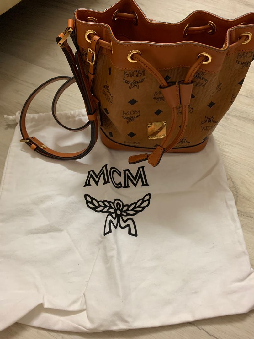 Mcm small deals bucket bag