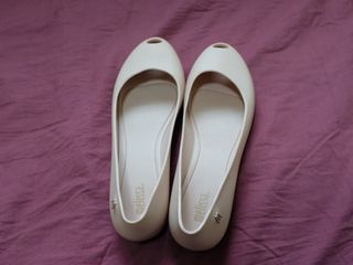 (Category: ) located in . Submitted by elilpreloved (Listing ID 1029650163, Image 1). Description: .