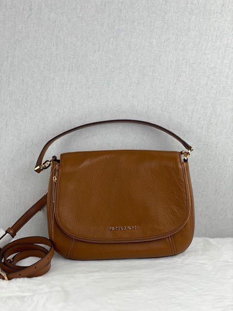 Michael kors bedford medium convertible shoulder bag on sale