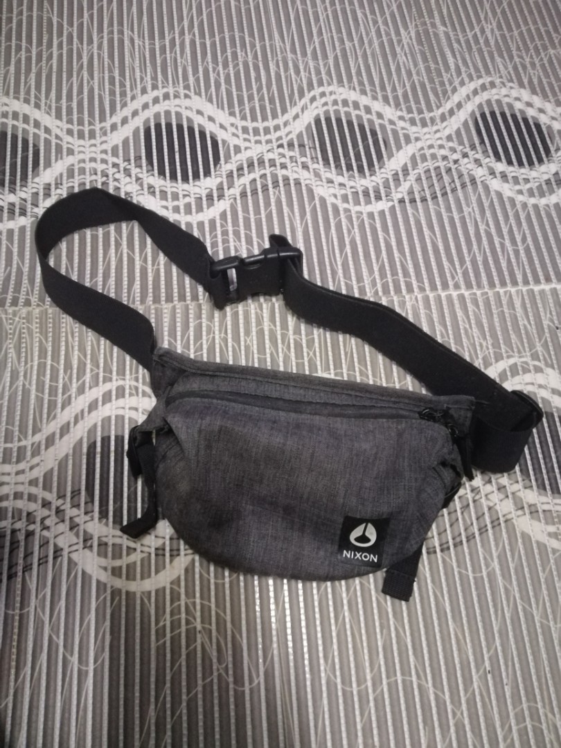 Nixon fanny pack online