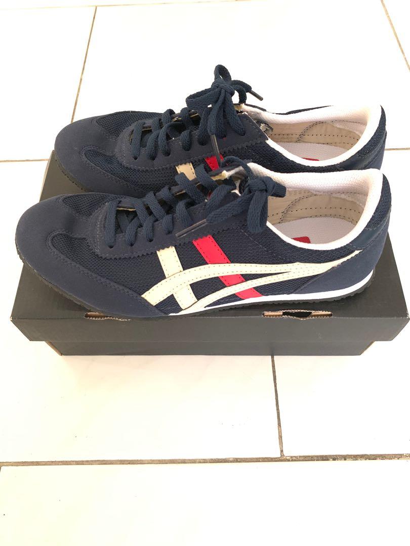 onitsuka tiger plaza singapura