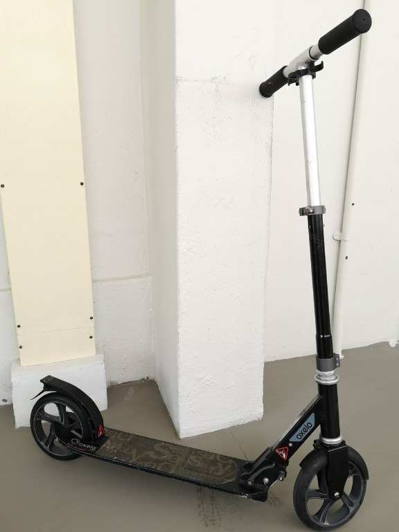 Oxelo Town 3 kick scooter, Sports Equipment, Sports \u0026 Games, Skates,  Rollerblades \u0026 Scooters on Carousell