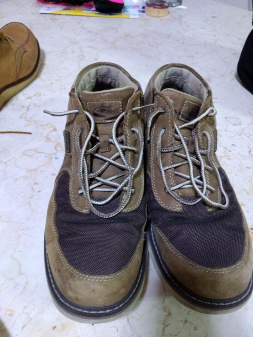 Red wing boots US 10.5, Men's Fashion 