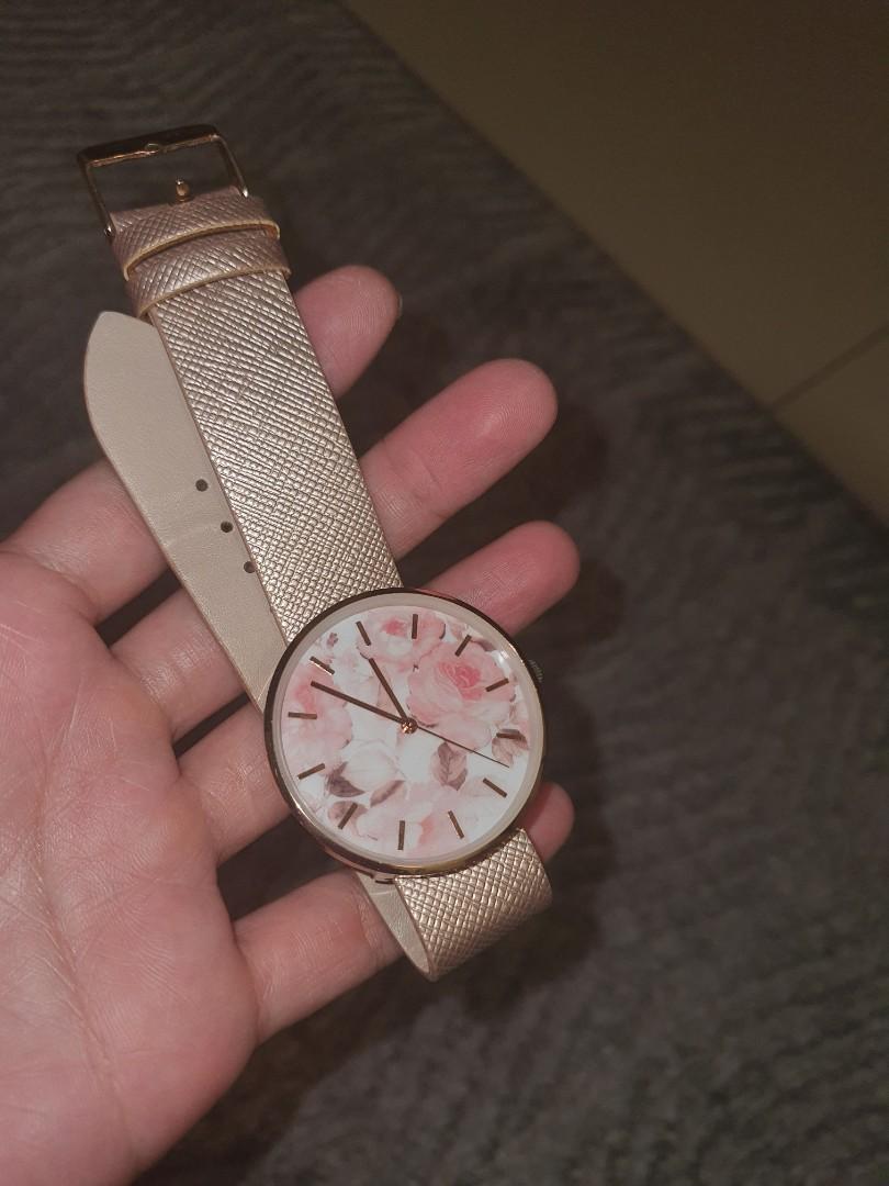 Rose Gold Floral Watch Diva Women S Fashion Watches On Carousell