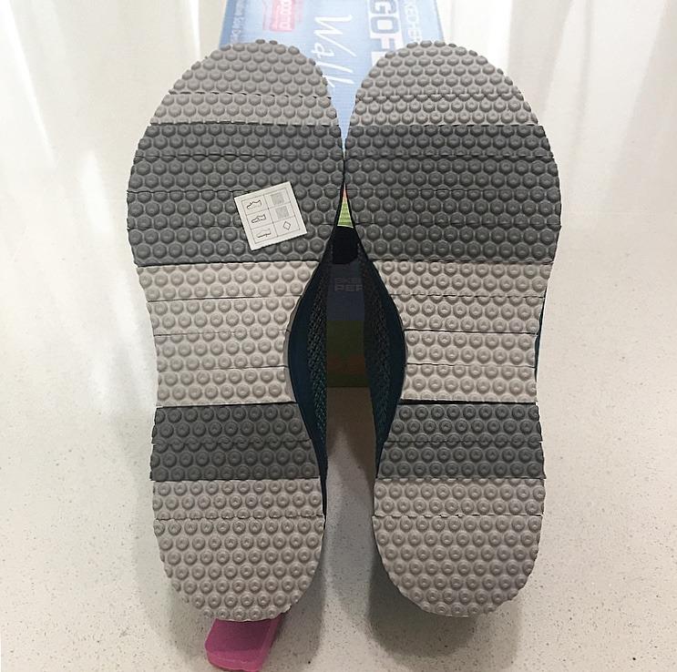 Skechers go flex lotus store