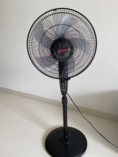 (Category: ) located in . Submitted by rohit737 (Listing ID 1029704322, Image 1). Description: .