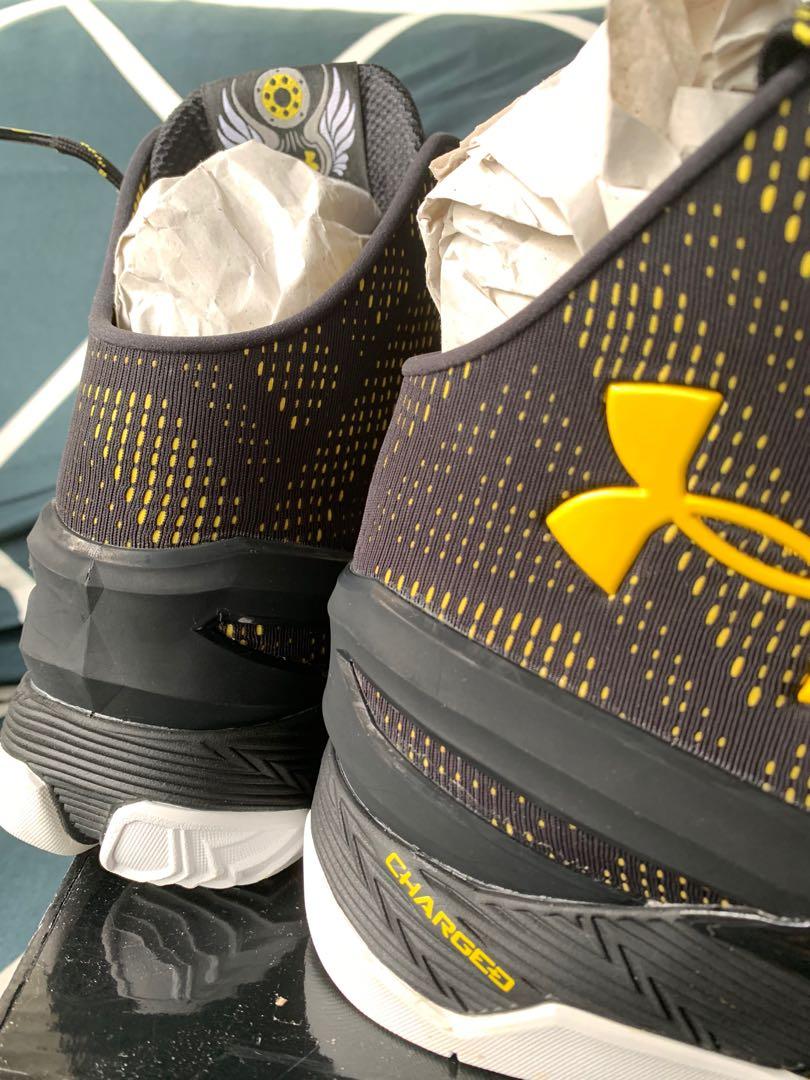 curry 2 yellow