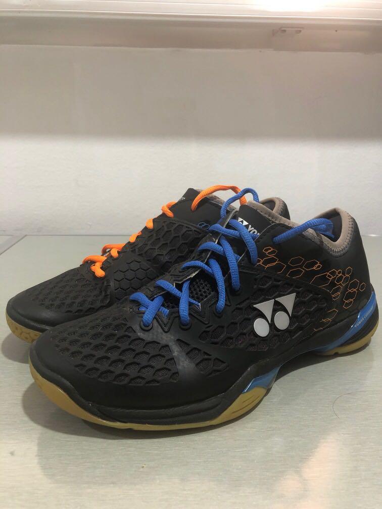 Yonex power cushion 03 lcw