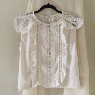 (Kategori: ) berada di . Dikirim oleh messagefromshop (ID iklan 1029781241, Gambar 1). Deskripsi: .