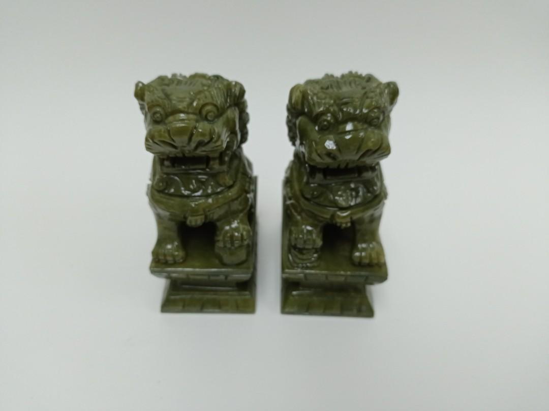 🦁🦁11.5cm高墨綠色石獅子一對風水擺設🦁🦁, 興趣及遊戲, 玩具& 遊戲類- Carousell