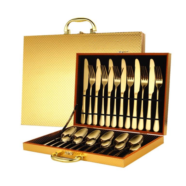 Gold and silver silverware shop