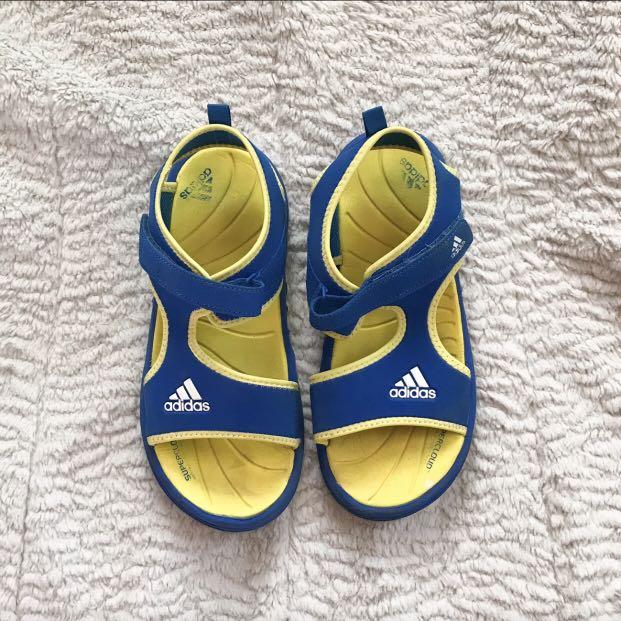 kids outdoor sandals