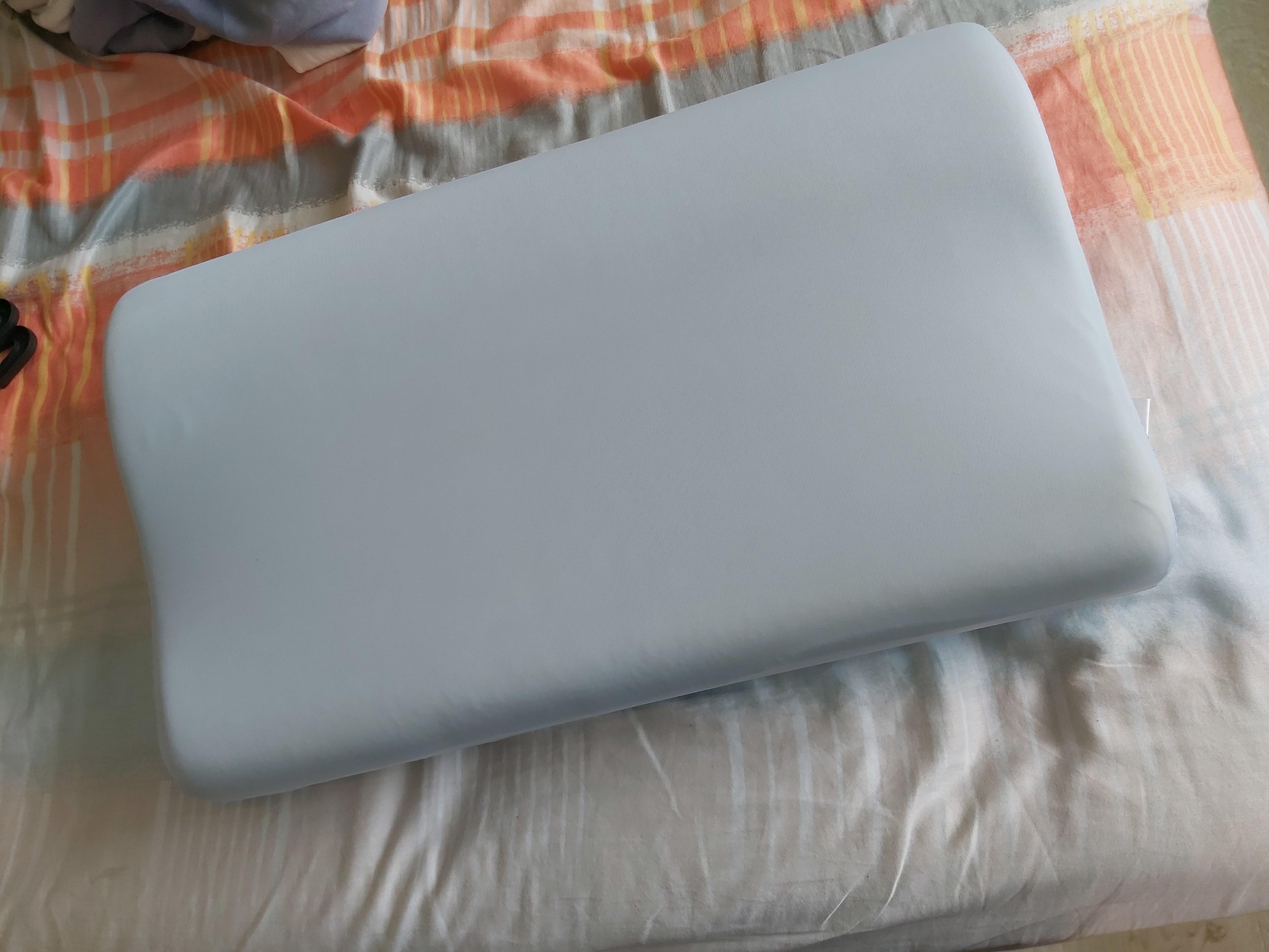 Akemi coolsenz top contour memory pillow