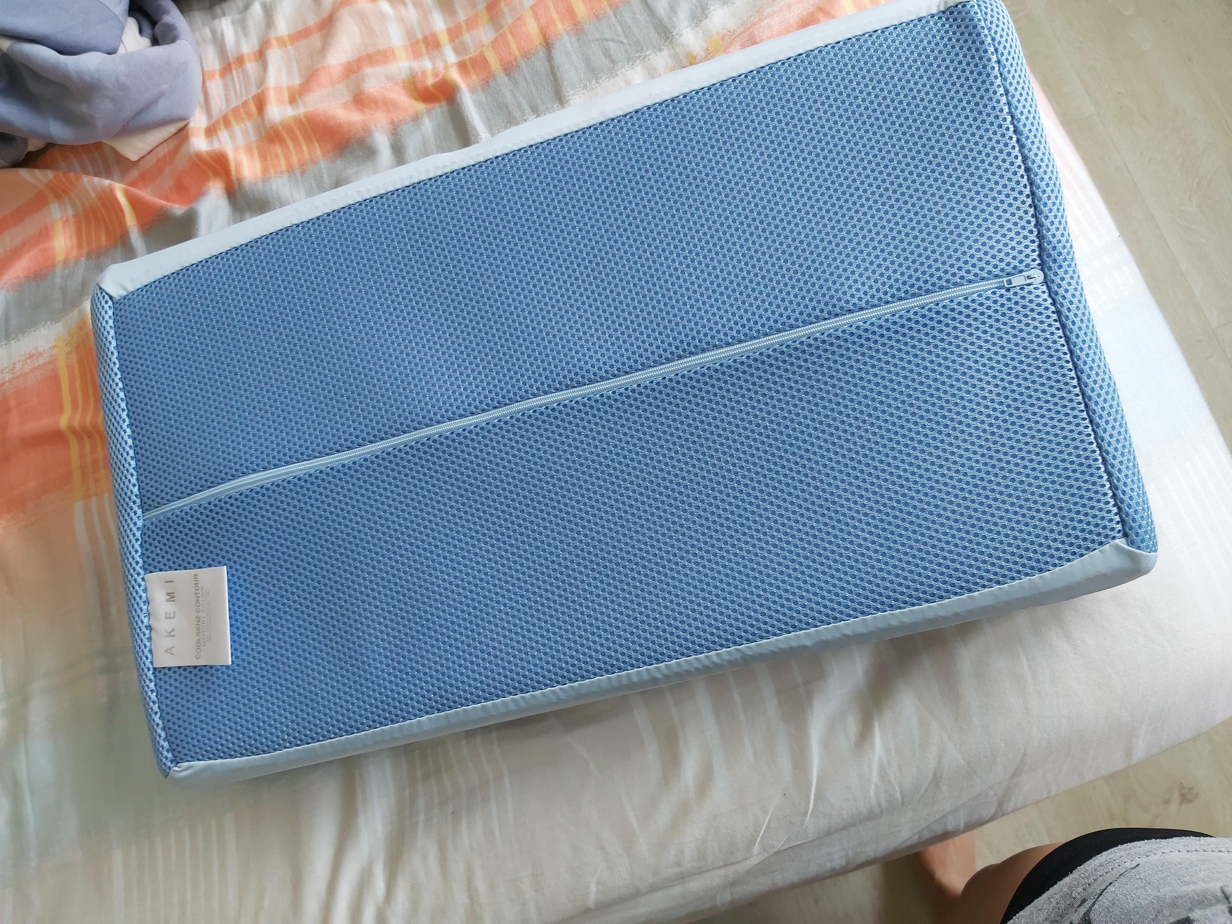 Akemi coolsenz deals ortho memory pillow