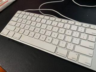 Apple Keyboard with Numpad Wired
