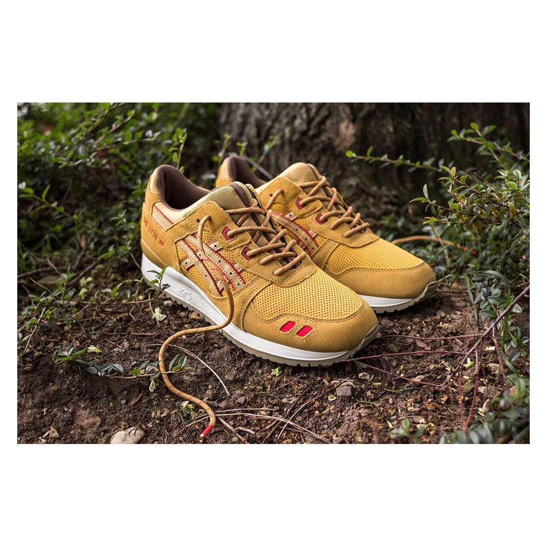 Asics gel online lyte mustard