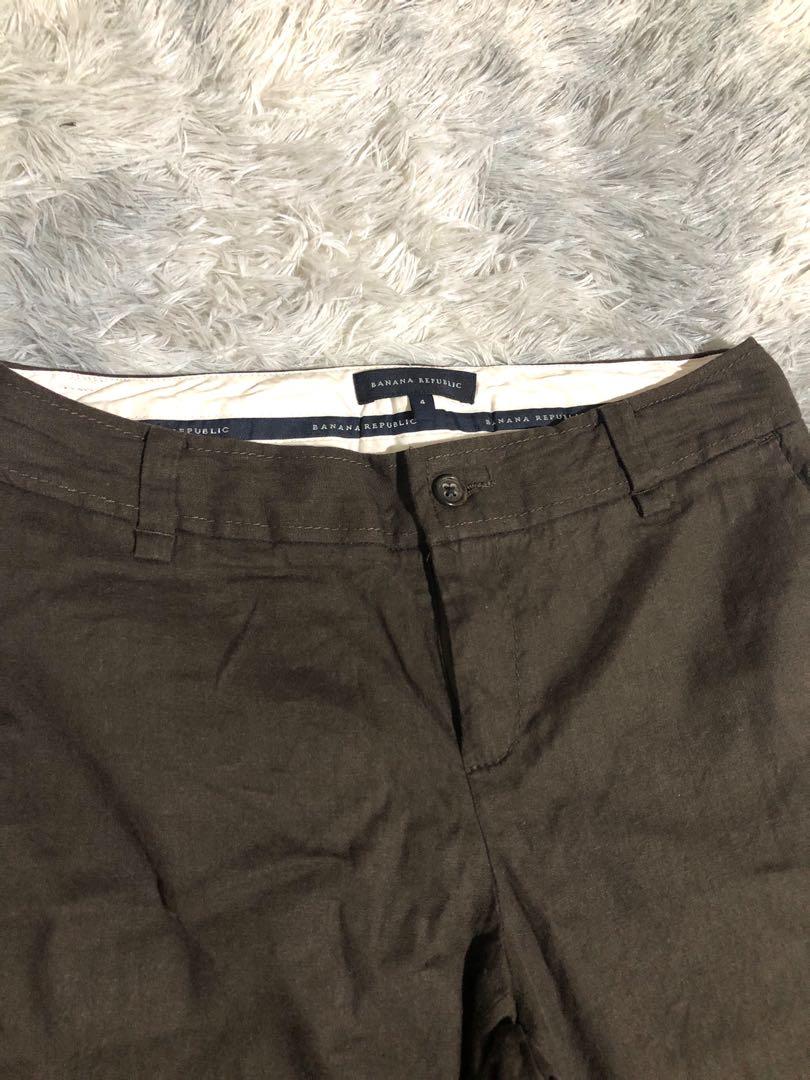 Banana Republic trouser (Category: Chinos) located in Cavite. Submitted by lovedbycloud (Listing ID 1029963492, Image 2). Description: #sweldo8.