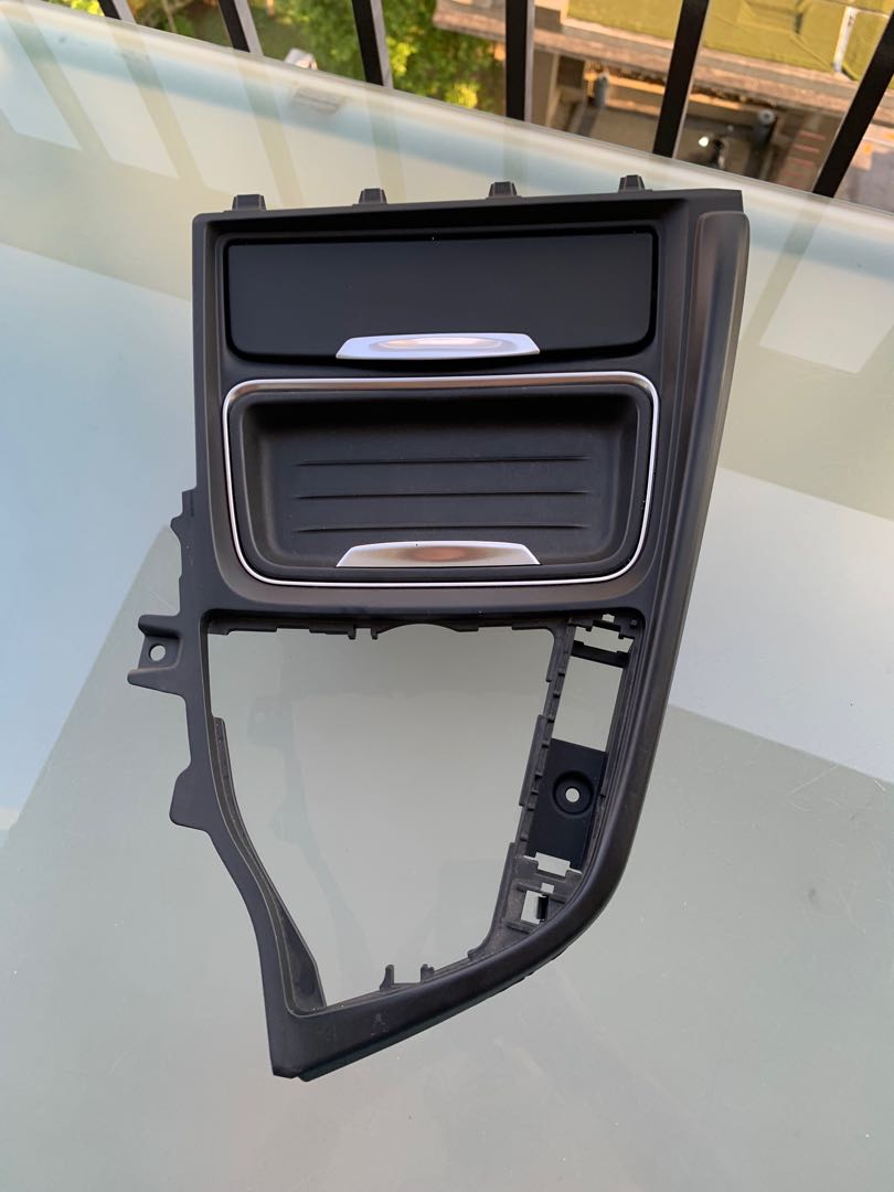 BMW F30 PreLCI Cupholder, Auto Accessories on Carousell