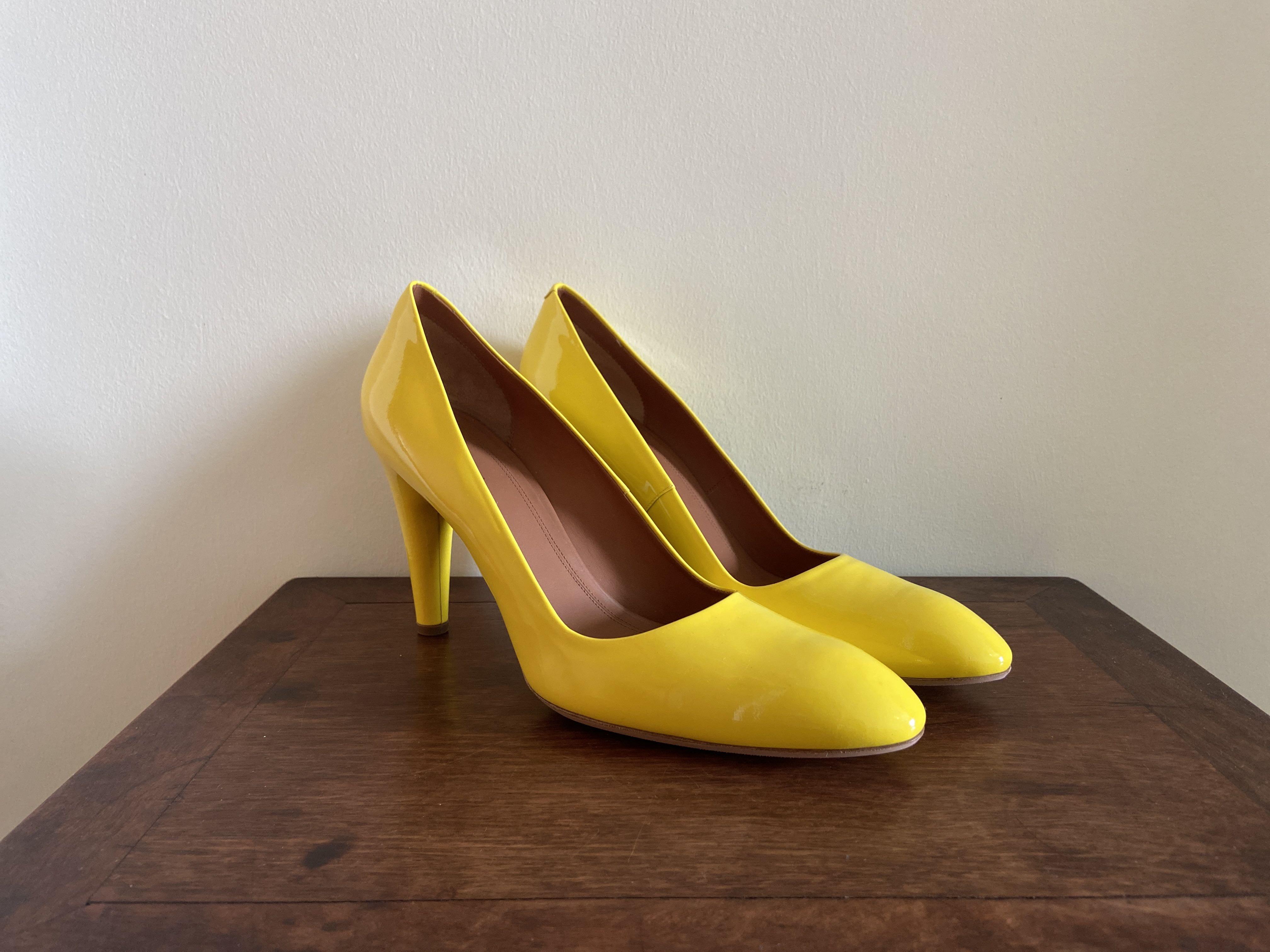 yellow court heels