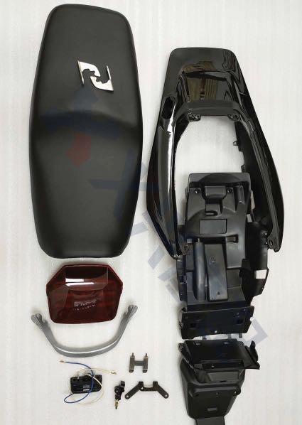 cb400 tail tidy