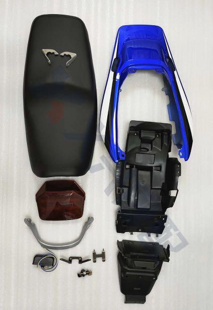 cb400 tail tidy