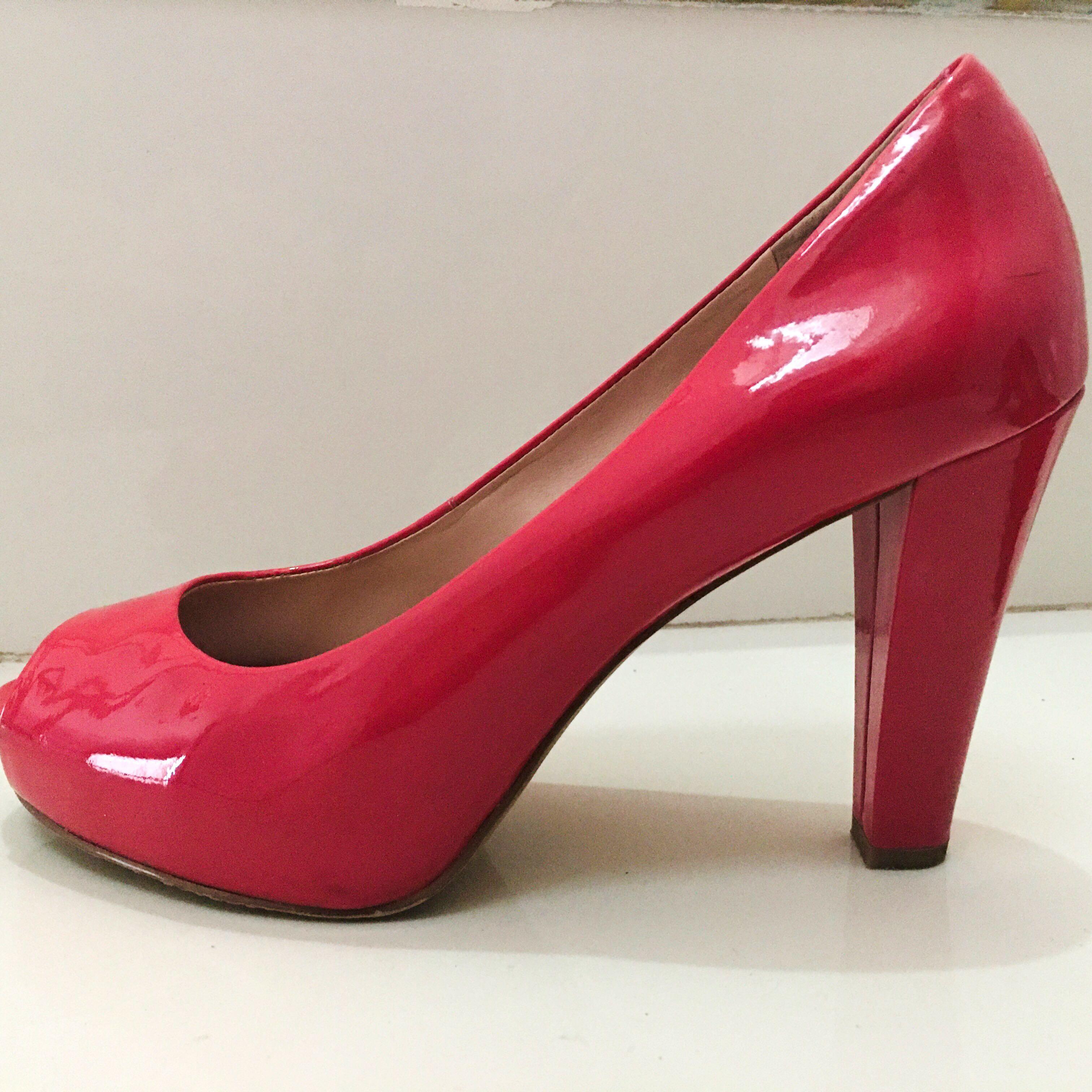 👠CLEARANCE SALE‼️Pink Shade Pumps 