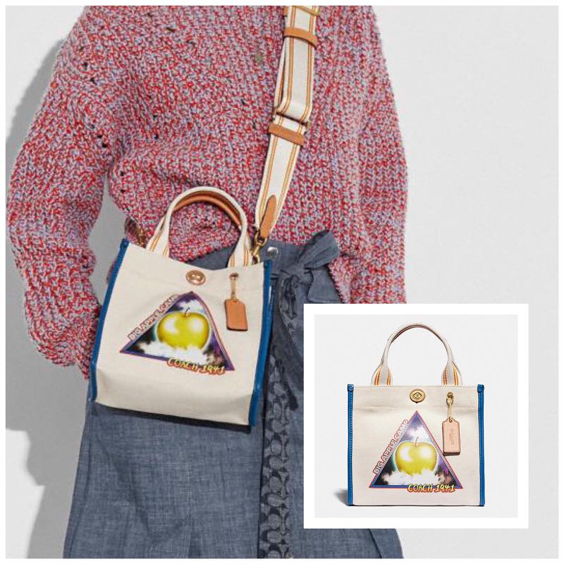 Coach big apple camp tote sales