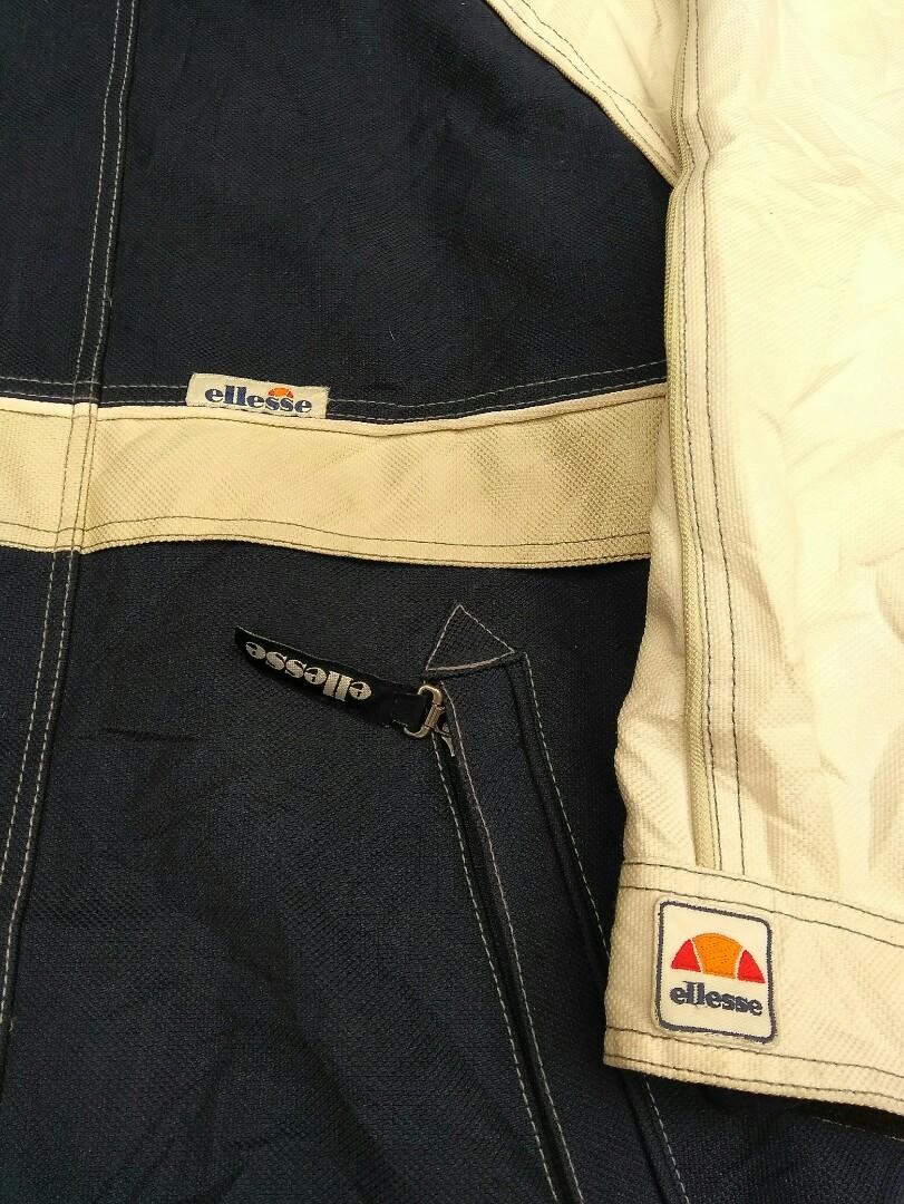 ellesse snowboard jacket