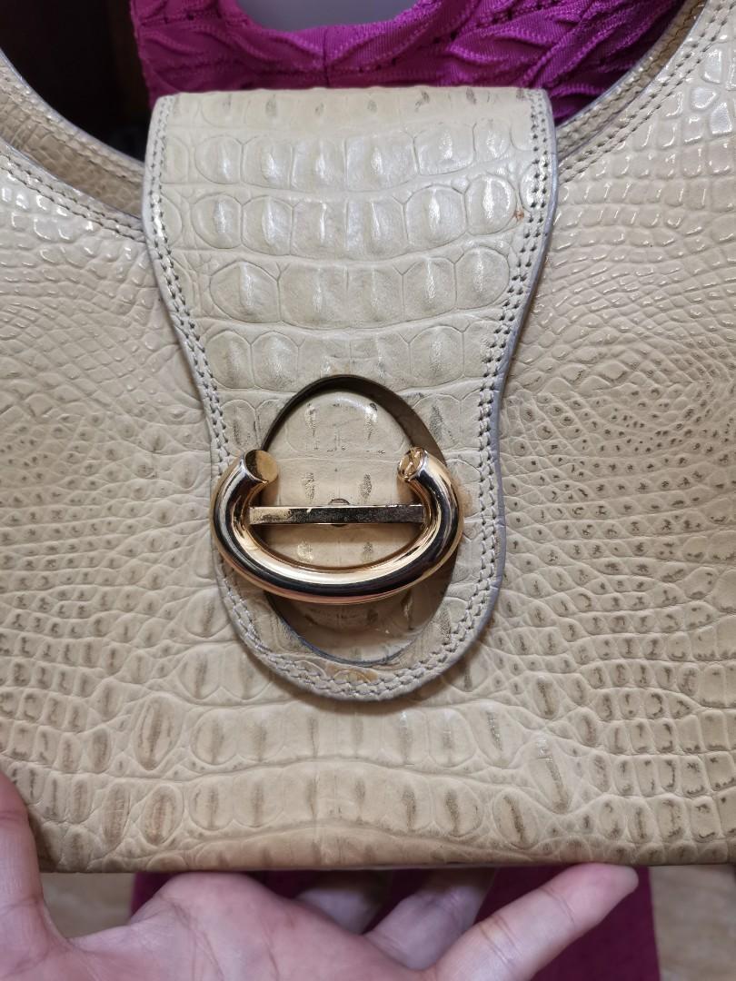 francesco biasia crocodile bag (Category: Luxury Bags & Wallets) located in Baguio. Submitted by queenlyne_vintage_rare_finds (Listing ID 1029882060, Image 3). Description: .