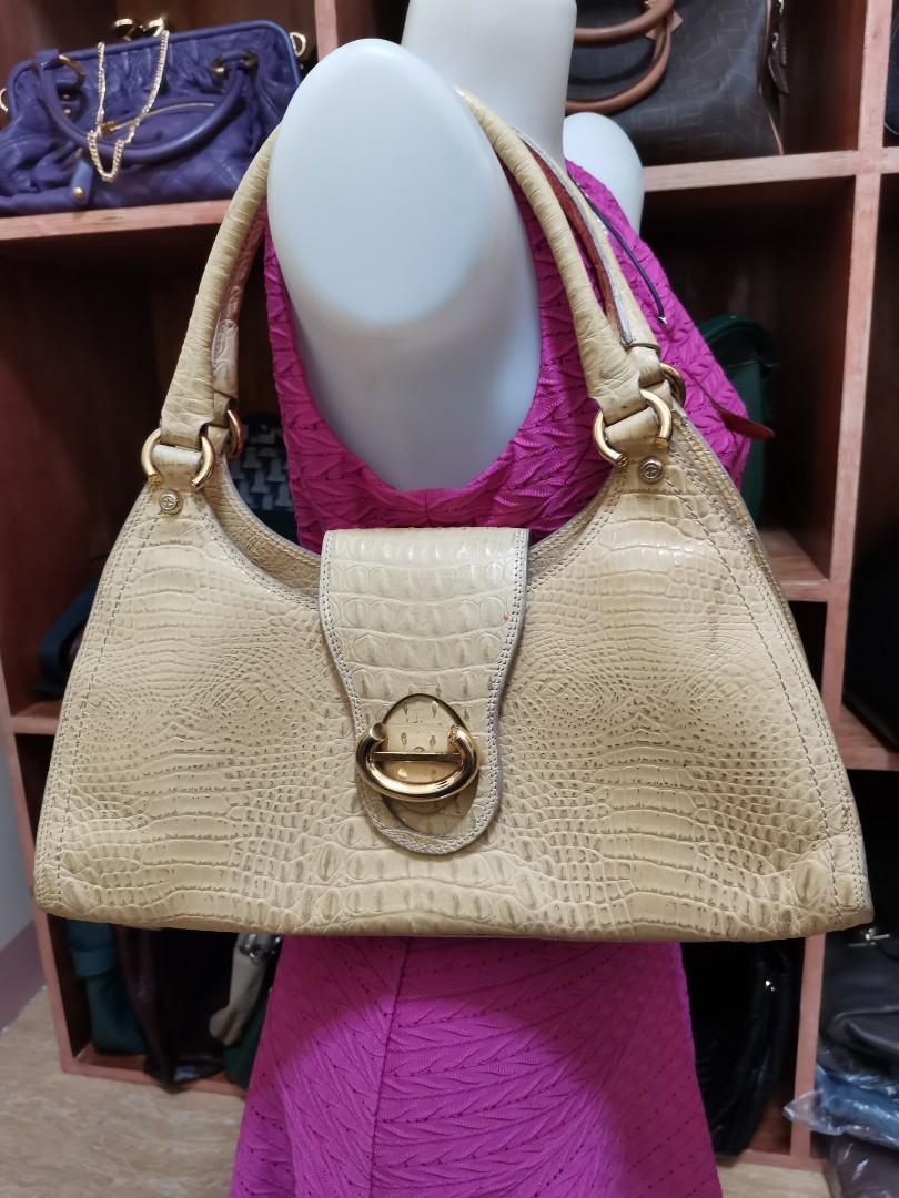 francesco biasia crocodile bag (Category: Luxury Bags & Wallets) located in Baguio. Submitted by queenlyne_vintage_rare_finds (Listing ID 1029882060, Image 2). Description: .