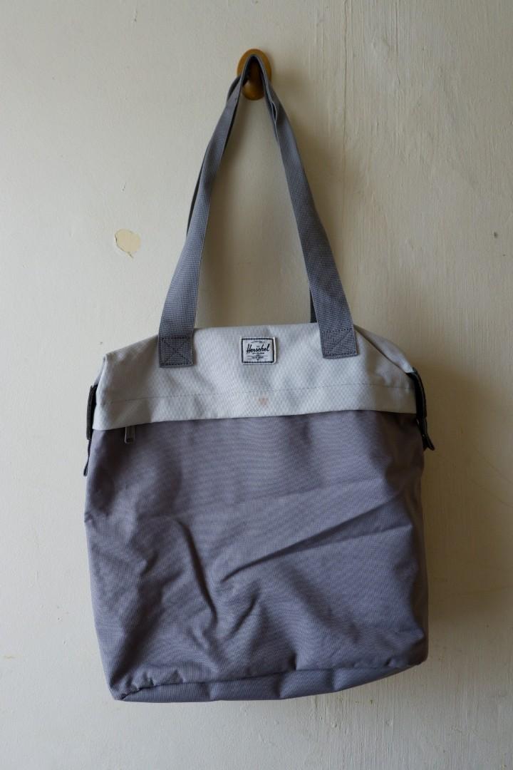 herschel laptop tote
