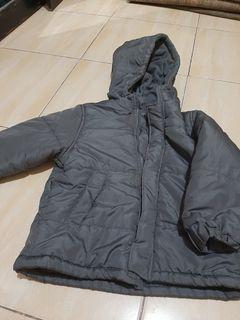 Jaket dingin kondisi bgus tdk ada cacat