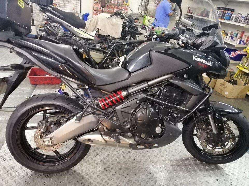 Kawasaki Versys Tyre Pirelli Rosso 2 1 70x17 And 180 55x17 Complete Set Tyre Balancing Liqui Moly 10w 50 Oil Filter Package Motorcycles Motorcycle Accessories On Carousell