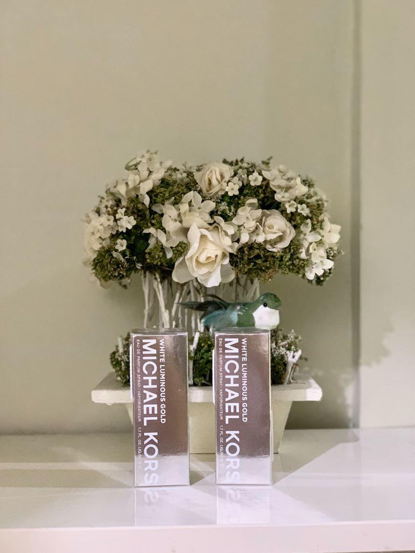 michael kors white luminous gold 50ml