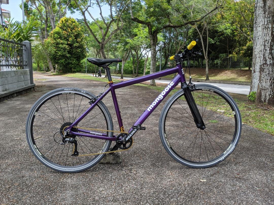 Mongoose cheap touring bike