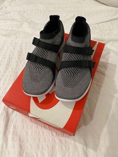 (Category: ) located in . Submitted by amirul.closet (Listing ID 1030068206, Image 1). Description: .