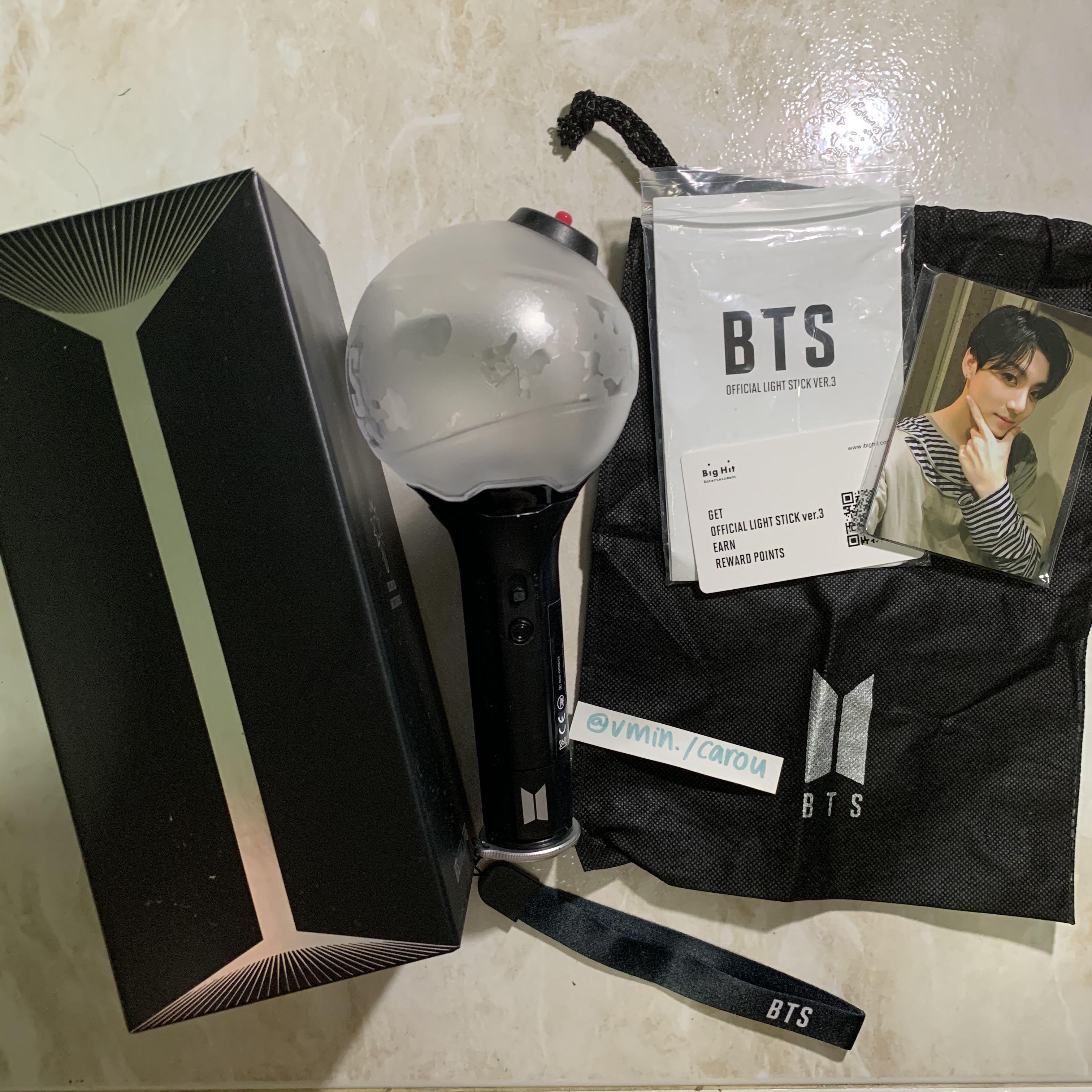 official bts army bomb ver 3, Hobbies & Toys, Memorabilia