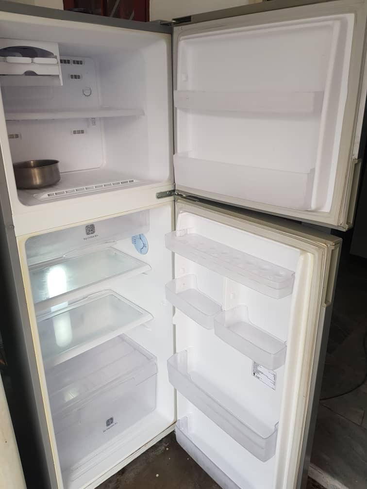 Peti Ais Kitchen Appliances On Carousell