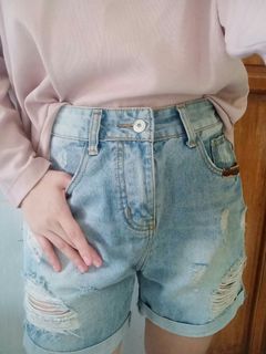 (Category: ) located in . Submitted by shopbyd (Listing ID 1029932035, Image 1). Description: .
