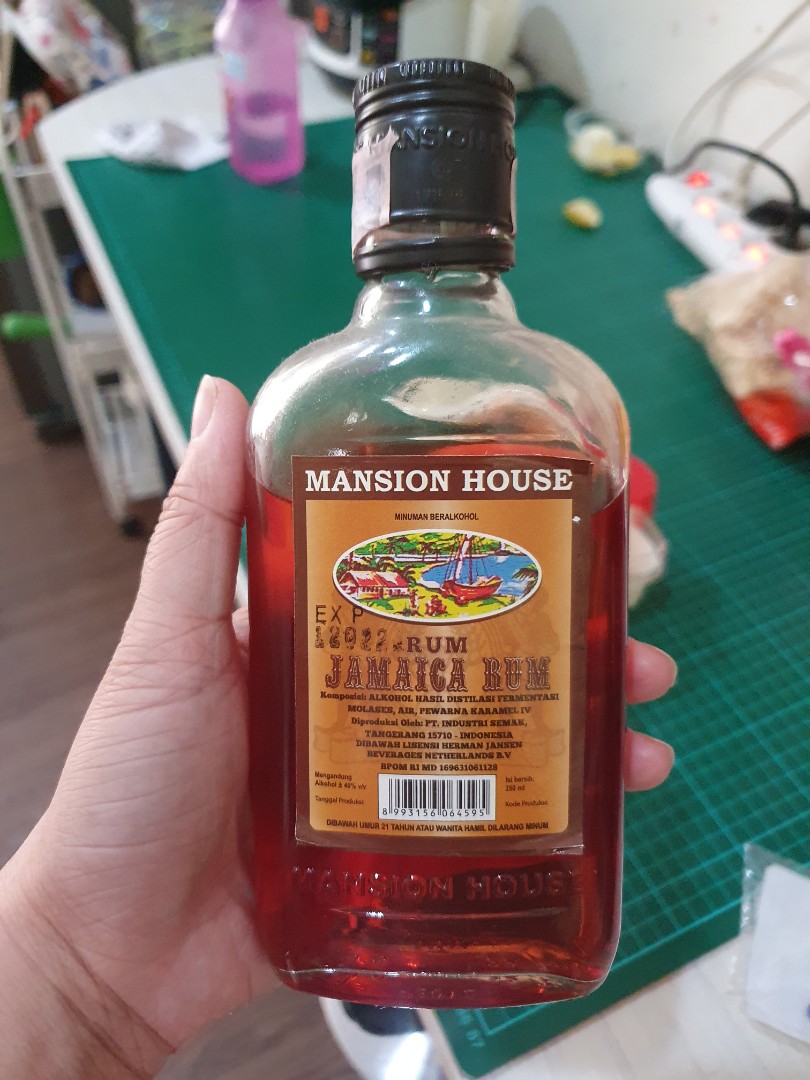 Rum jamaica mansion house, Makanan & Minuman, Kuekue di Carousell