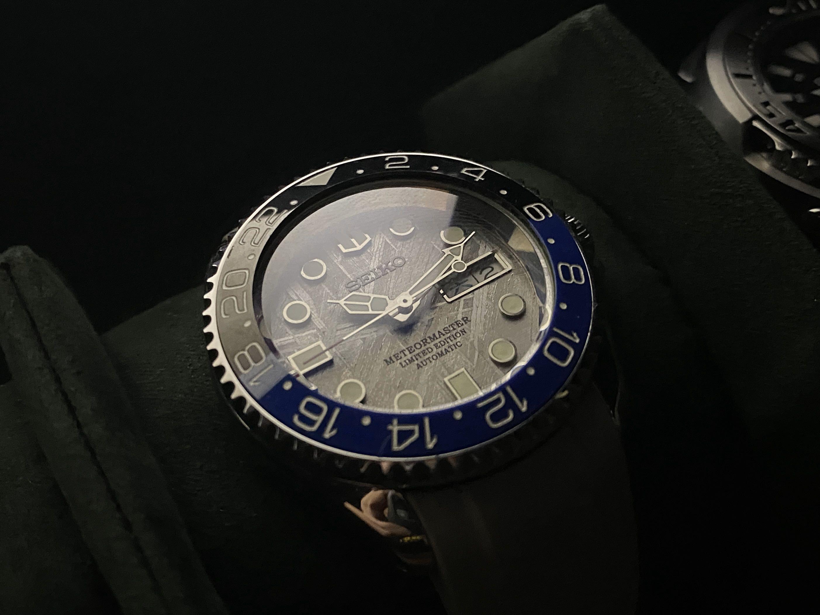 Seiko Meteorite Batman SKX Mod, Men's Fashion, Watches & Accessories