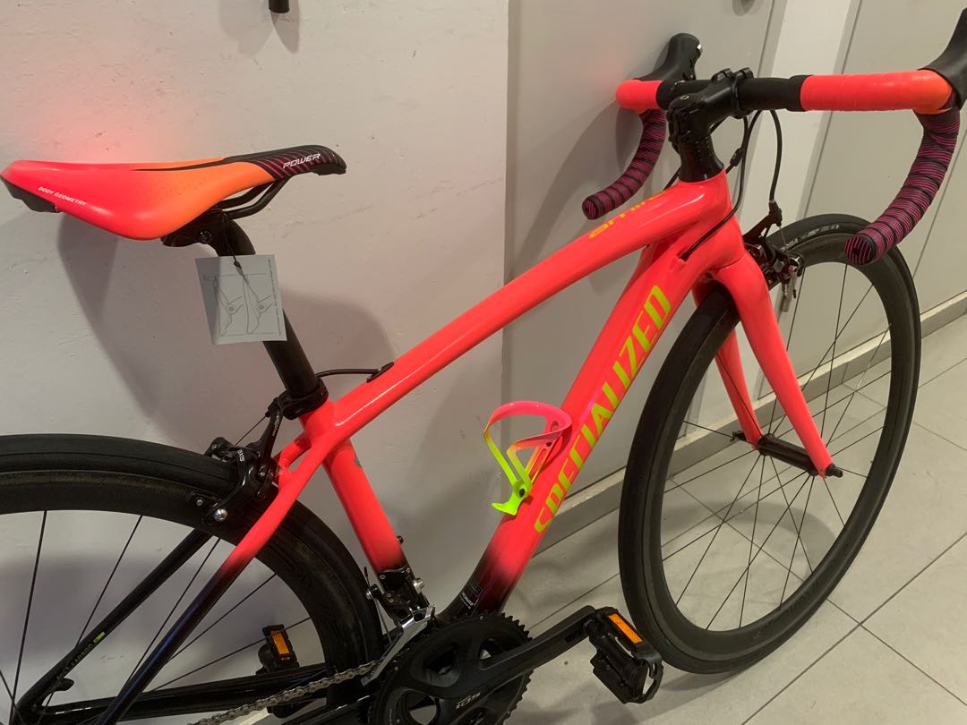 Specialized Amira Size 44 Sports Equipment Bicycles Parts