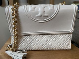 （分類：）位於 。 由 adaweiss 提交（商品編號 1029912897，圖片 1）。簡介： 。