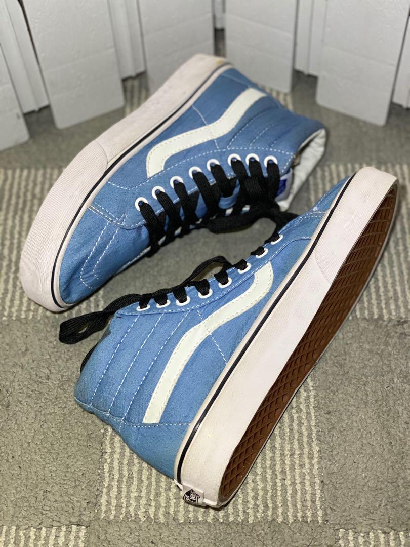 vans off the world