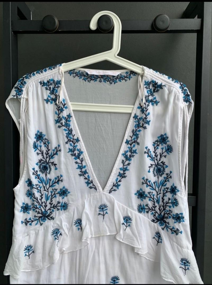 zara blue and white embroidered dress