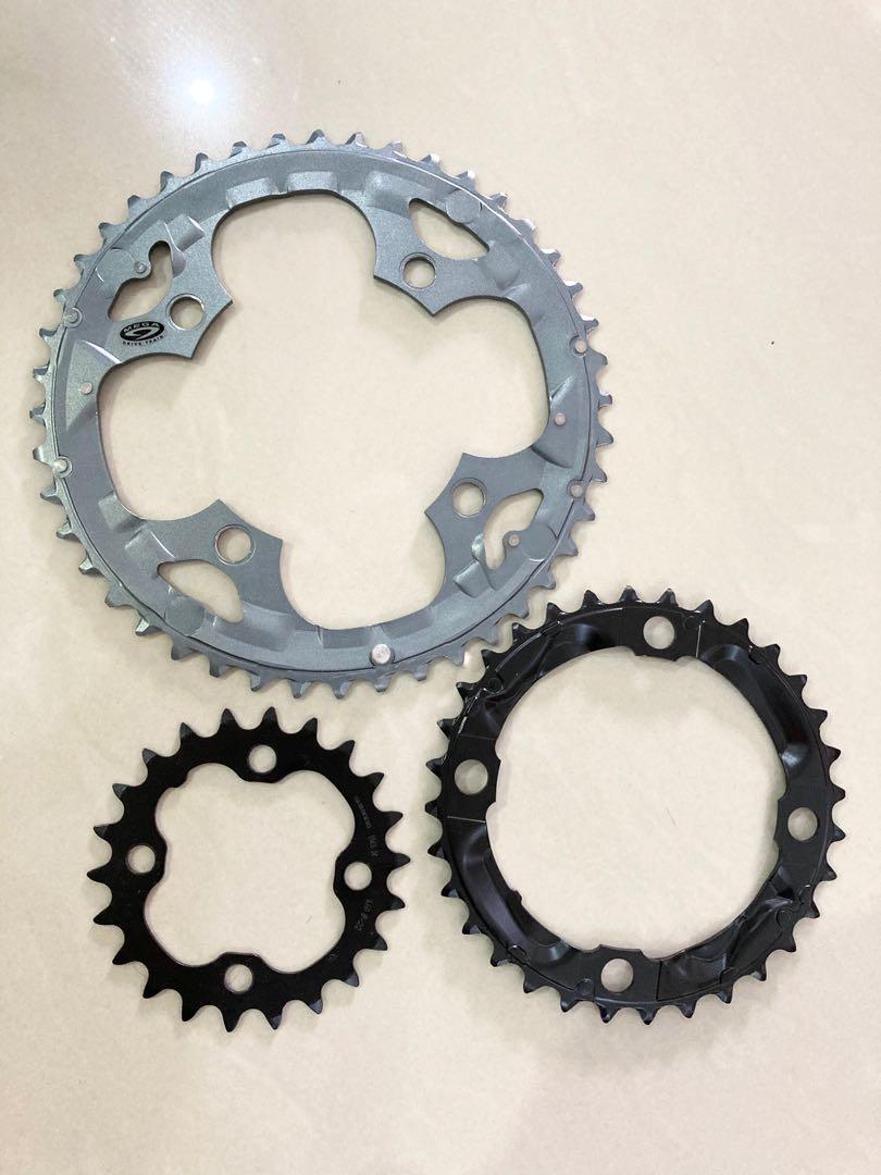 X Shimano Deore M590 Chainrings 44 32 22T, Sports Equipment