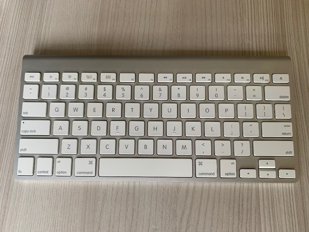 Apple Wireless Keyboard, Computers & Tech, Parts & Accessories ...