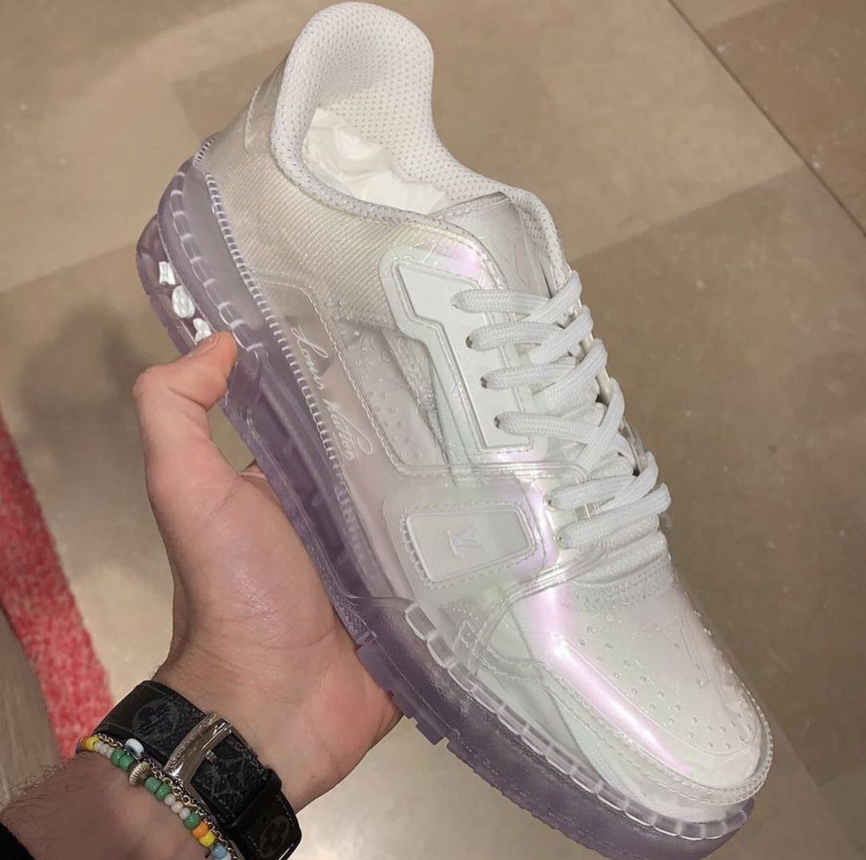 Louis Vuitton Transparent Trainer (2020) 1A5YQX, Men's Fashion, Footwear,  Sneakers on Carousell