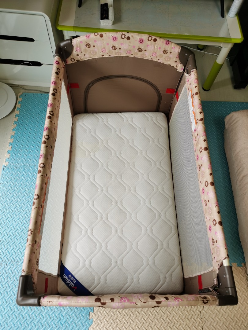 Cot&Mattress PLAYPEN, Babies & Kids, Baby Nursery & Kids Furniture