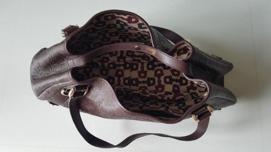 Gold clearance gucci purse